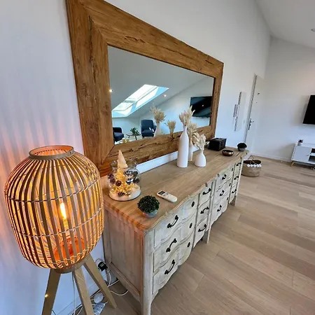 Gorgeous 2 Bedrooms Brand New Sea View Apartment