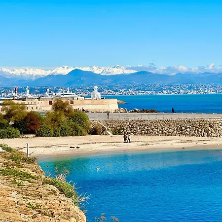 Gorgeous 2 Bedrooms Brand New Sea View Antibes