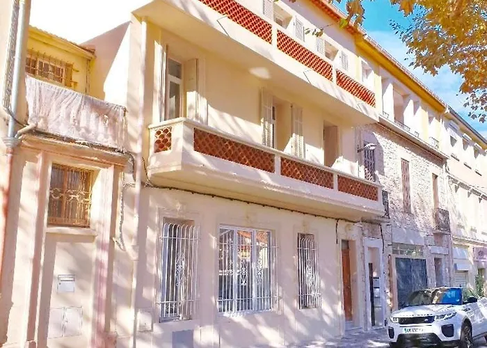 アパート Gorgeous 2 Bedrooms Brand New Sea View アンティーブ